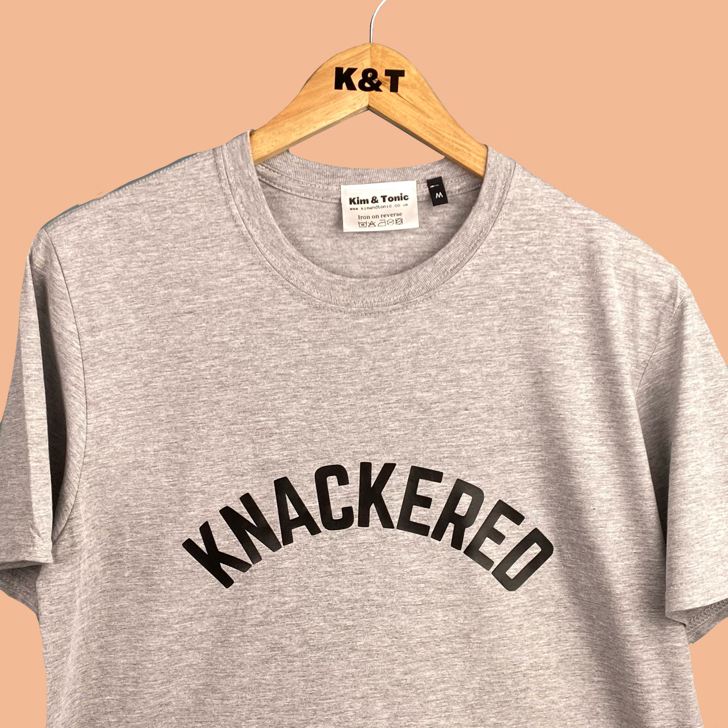 KNACKERED T-SHIRT. GREY WITH BLACK PRINT.