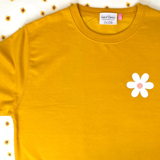 YELLOW DAISY SWEATSHIRT. With white and sparkly pink print.